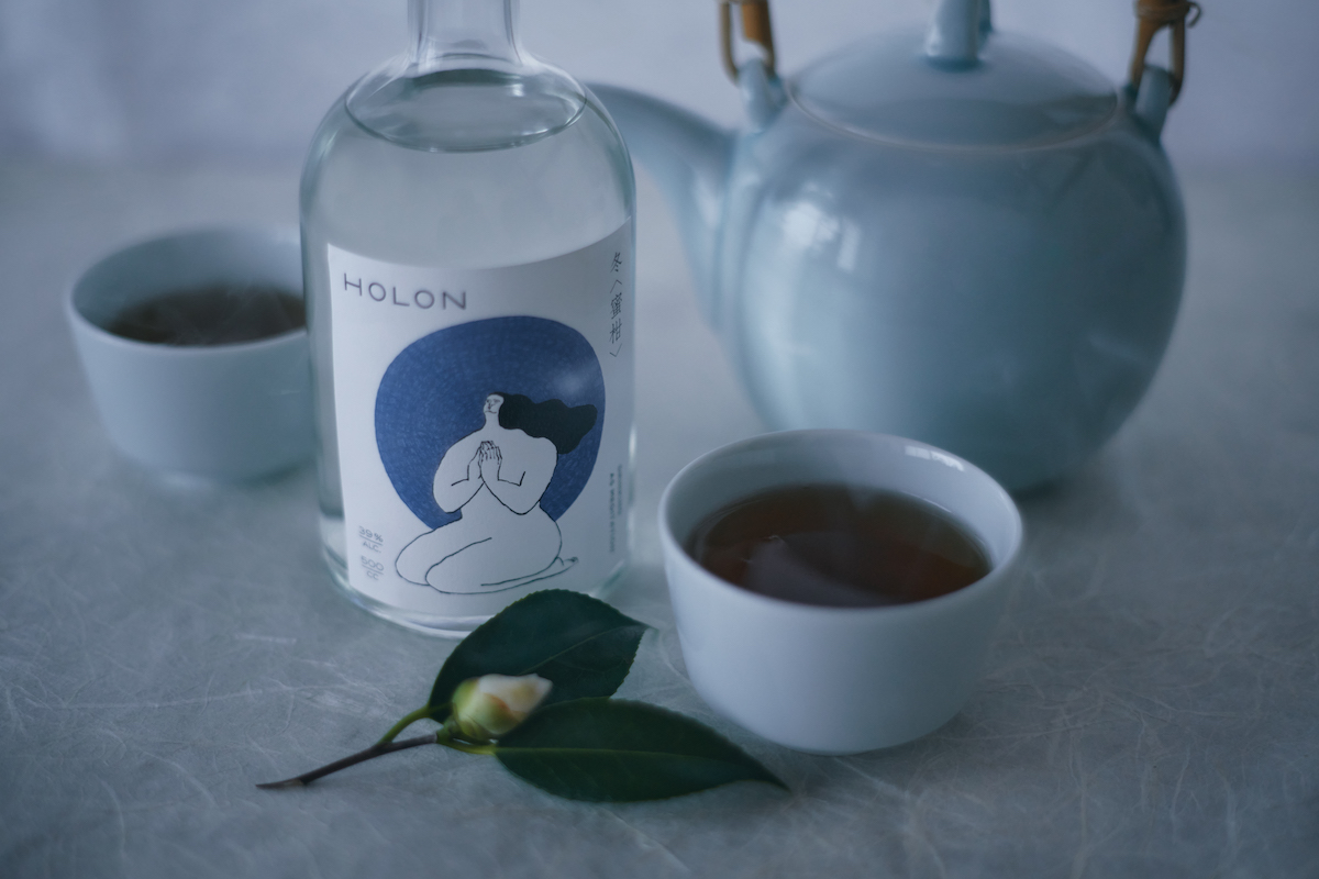HOLON craft gin