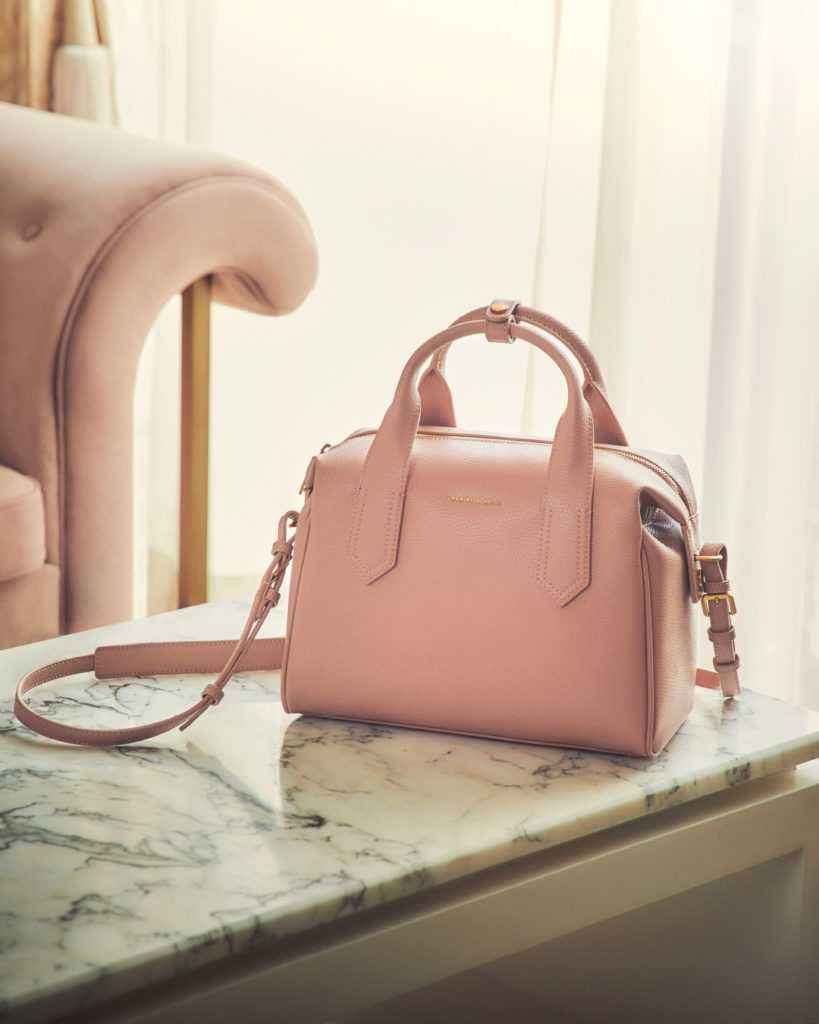 チャールズ＆キース ボストンバッグ