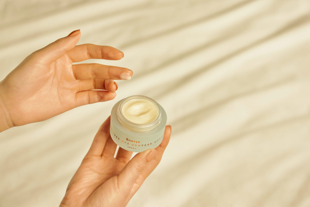 Syrene アイクリーム