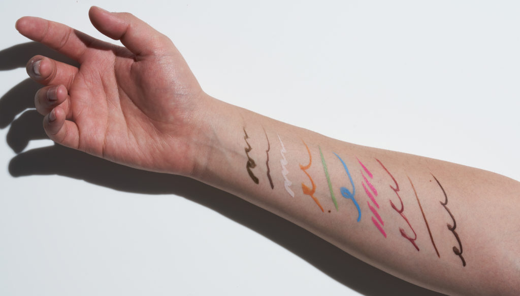 UZU アイライナー